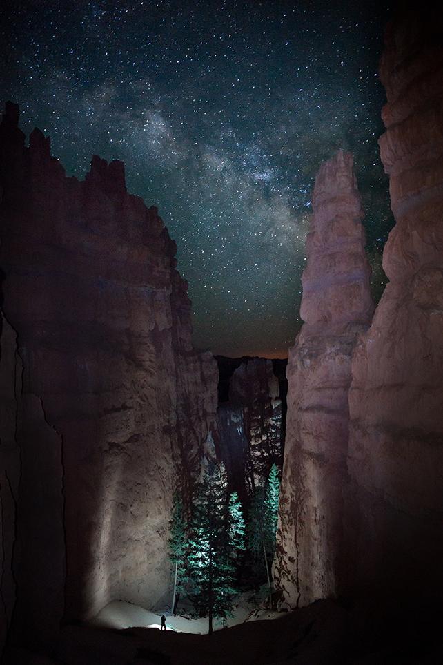 Smithsonian-photo-contest-travel-bryce-canyon-utah-stars-jason-hatfield.jpg