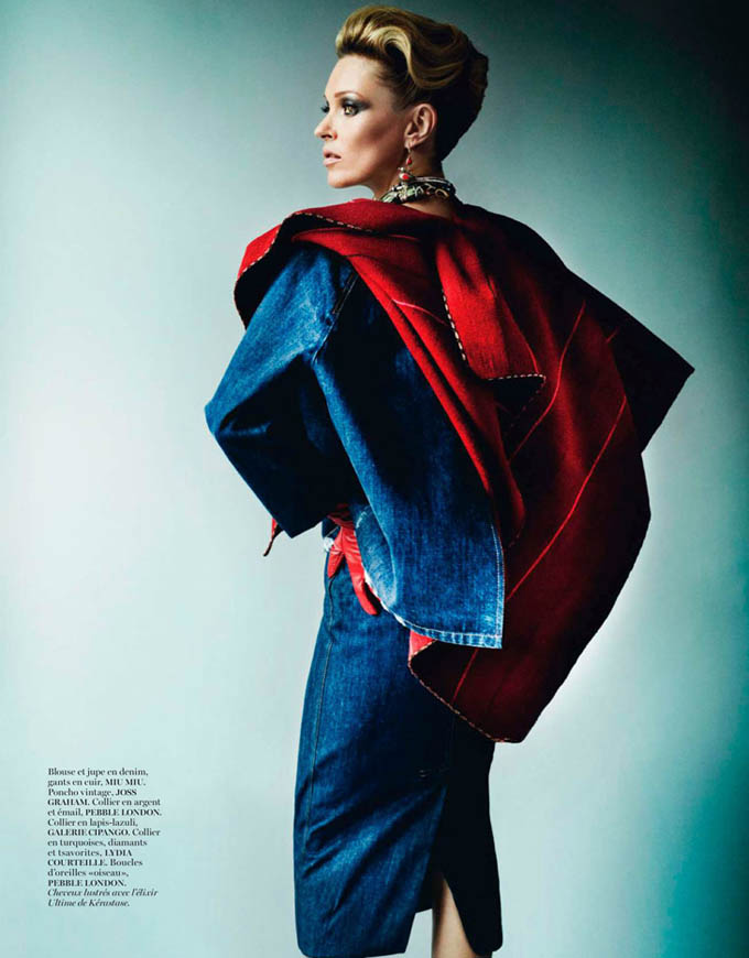 Kate-Moss-Mario-Testino-Vogue-Paris-08.jpg