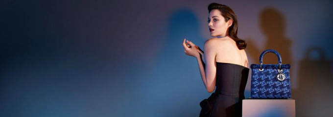 Марион Котийяр в рекламе линии сумок Lady Dior 