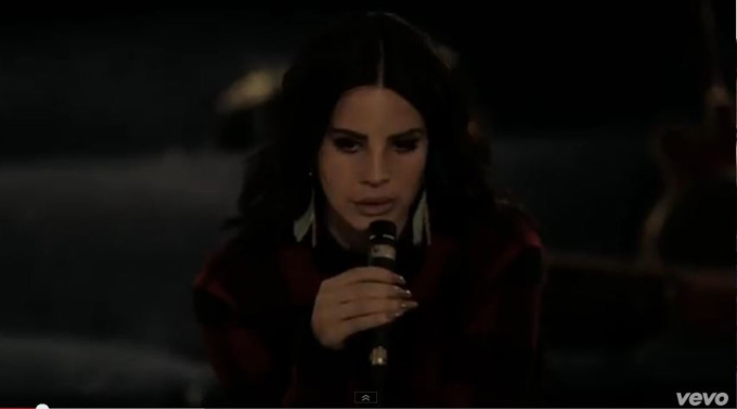 Lana Del Rey - Chelsea Hotel No 2 - YouTube - Windows Internet Explorer_2013-03-28_23-48-58.jpg