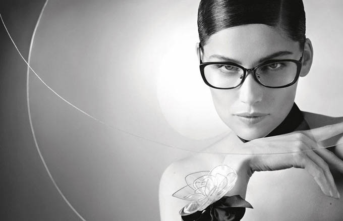 Laetitia-Casta-Karl-Lagerfeld-Chanel-Eyewear-03.jpg