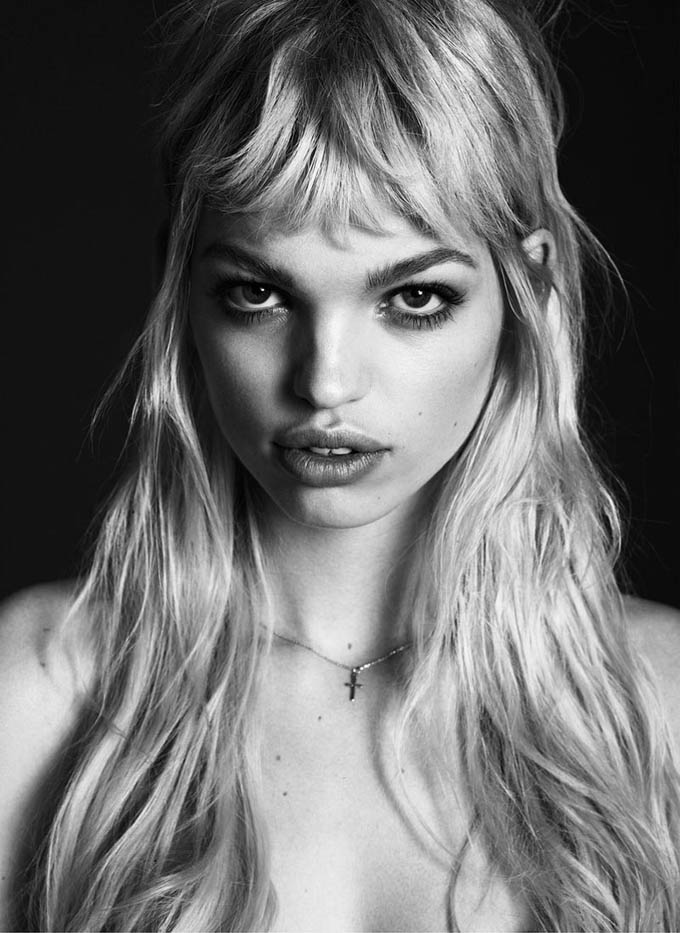 daphne-groeneveld-twin-magazine4.jpg