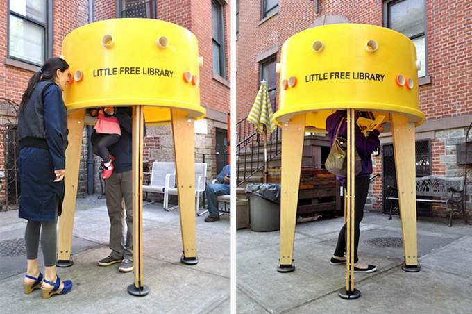 Уличная библиотека в Нью-Йорке