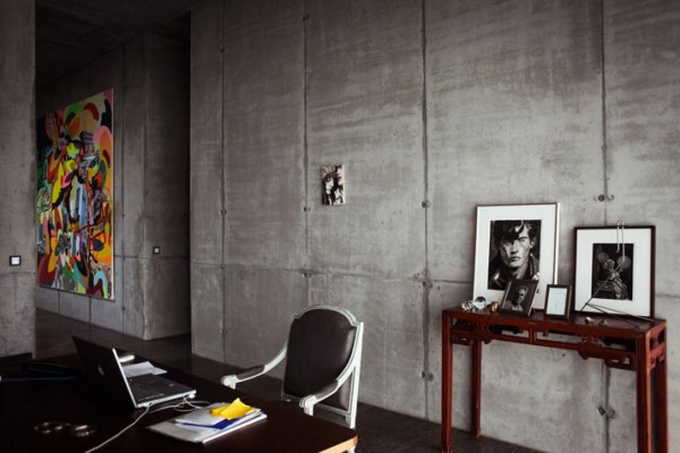 christian-karen-boros-concrete-penthouse-1-600x404.jpg