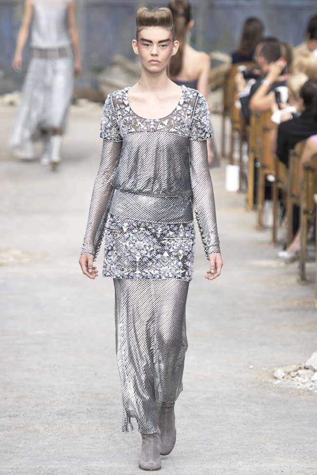 chanel-haute-couture-fall-63.jpg