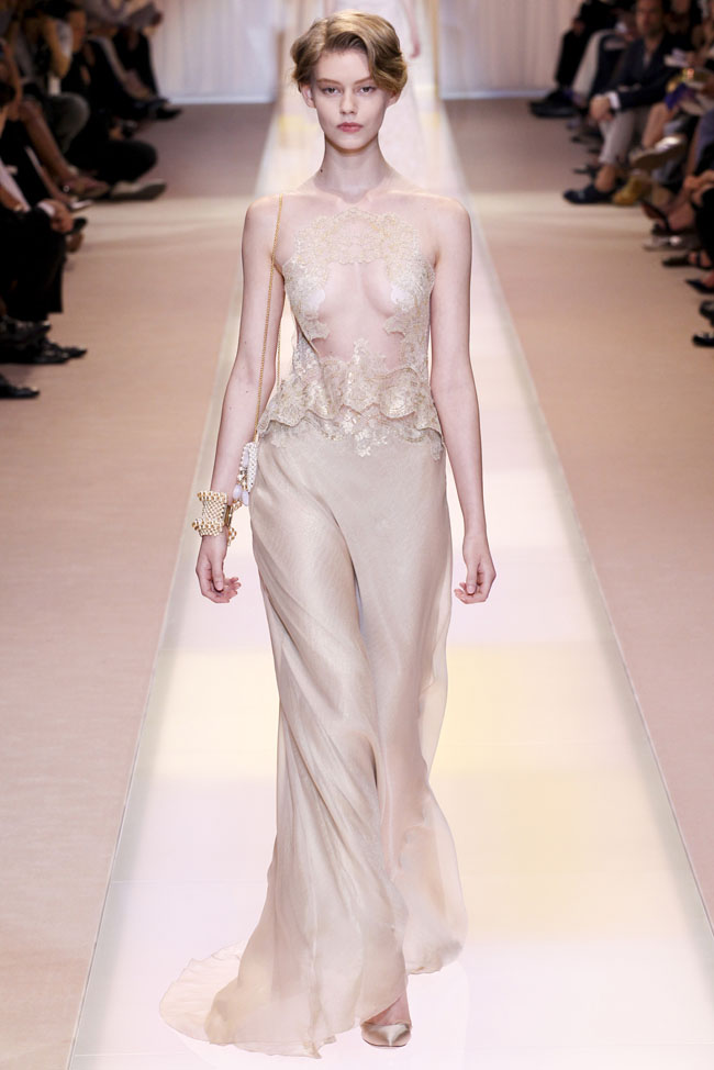 armani-prive-couture-fall-32.jpg