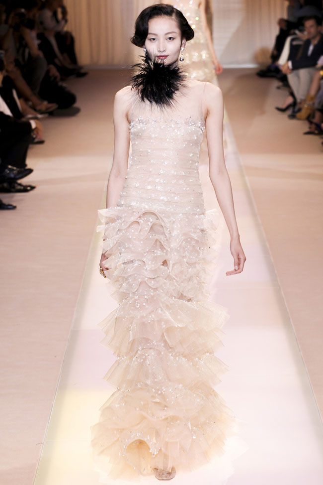 armani-prive-couture-fall-49.jpg
