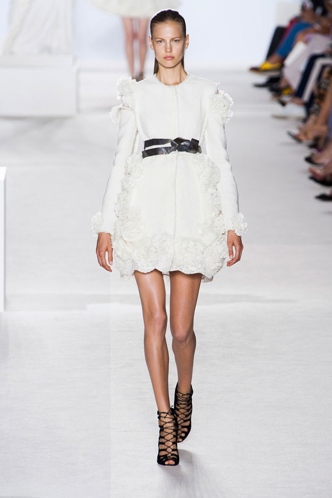 giambattista-valli-couture-fall-2013-1.jpg