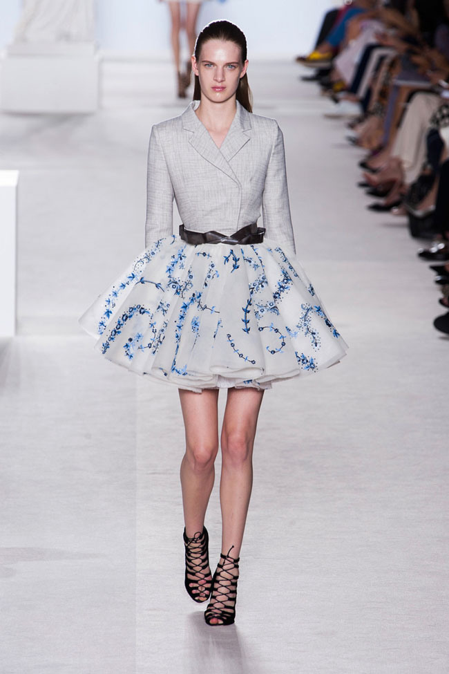 giambattista-valli-couture-fall-2013-11.jpg