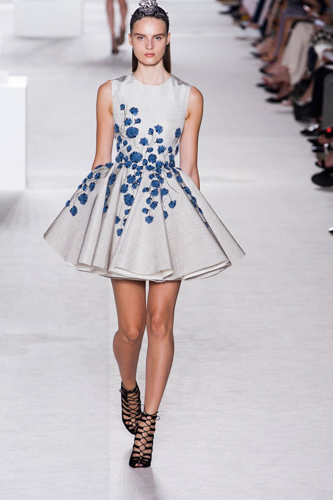 giambattista-valli-couture-fall-2013-13.jpg