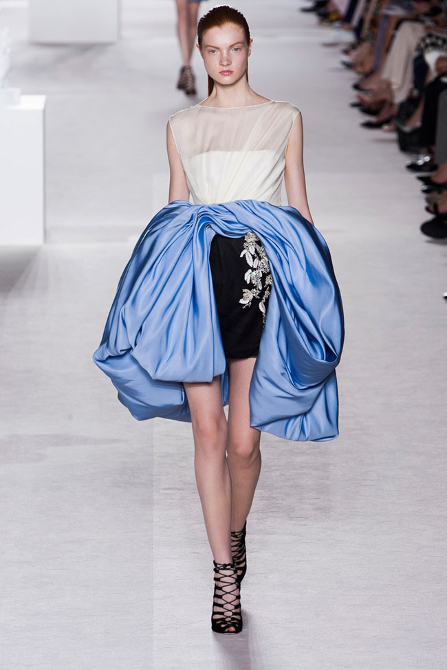 giambattista-valli-couture-fall-2013-9.jpg