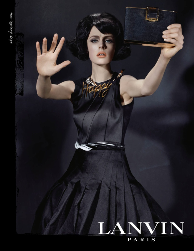 xlanvin-fw-ads6_jpg,qresize=640,P2C829_pagespeed_ic_aCx6YMPzQt.jpg
