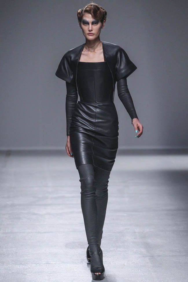 gareth-pugh-spring-2014-12.jpg