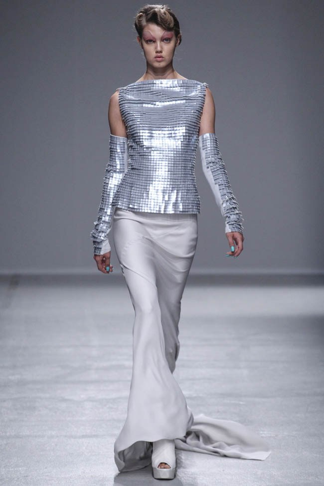 gareth-pugh-spring-2014-17.jpg