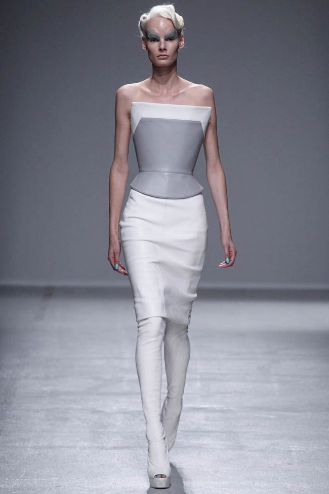 gareth-pugh-spring-2014-3.jpg