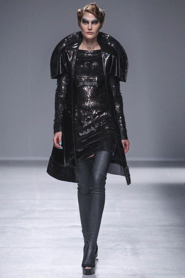 gareth-pugh-spring-2014-34.jpg