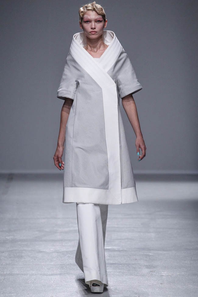 gareth-pugh-spring-2014-8.jpg