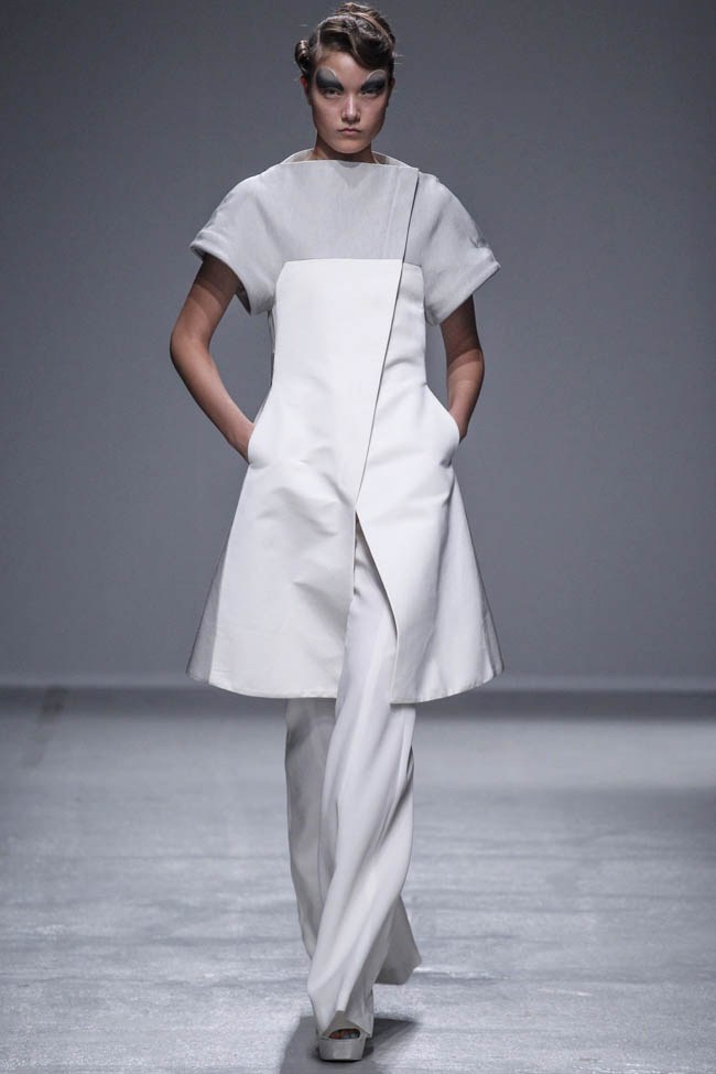 gareth-pugh-spring-2014-9.jpg