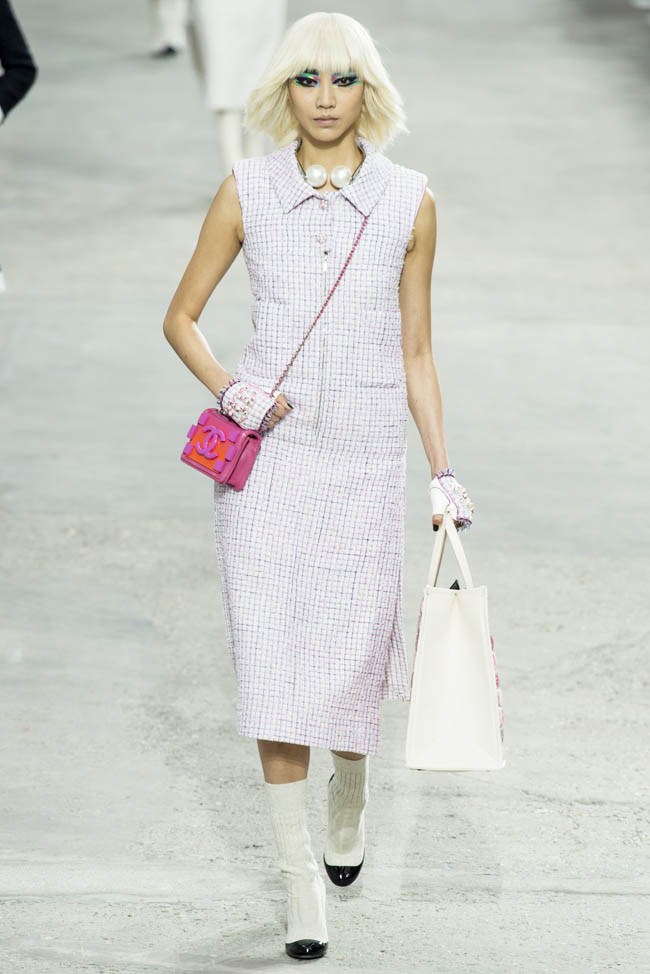 chanel-spring-2014-16.jpg