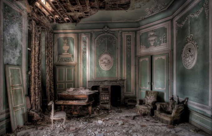 niki-feijen-disciple-of-decay-01-600x396.jpg