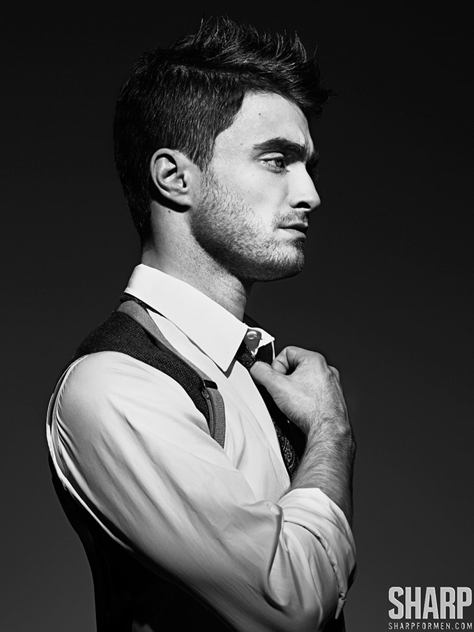 Daniel-Radcliffe-SHARP-Matthew-Lyn-04.jpg