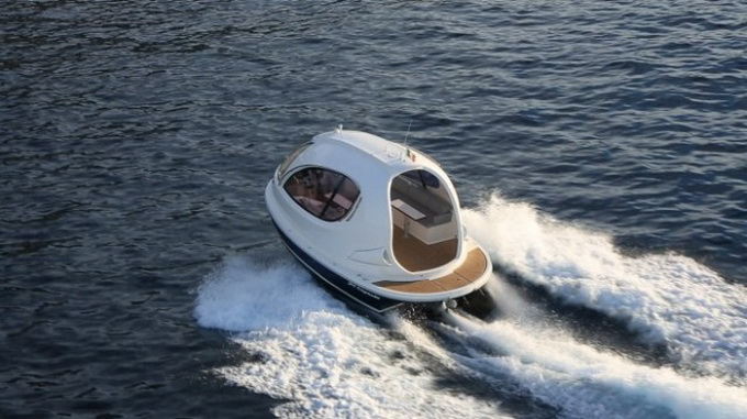 Jet-Capsule-Yacht-1-640x362.jpg