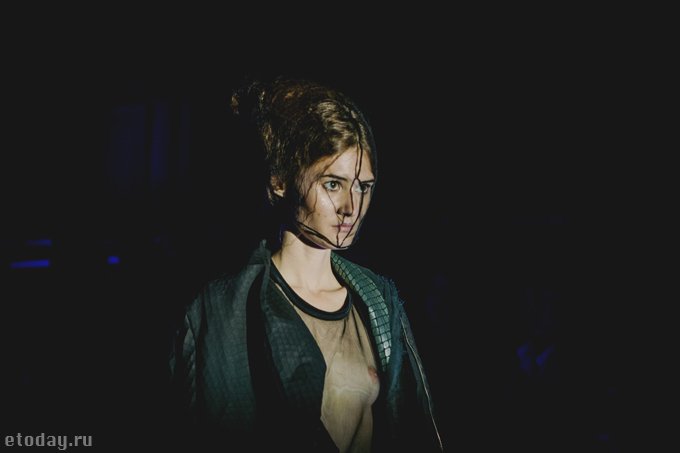 22-etoday-19-10-2013-PIROSMANI.jpg