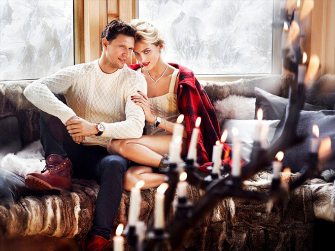 Anja-Rubik-APART-Holiday-2013-01.jpg