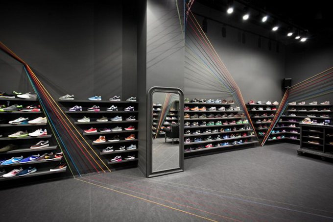 Run-Colors-Sneaker-Store-1-640x430.jpg
