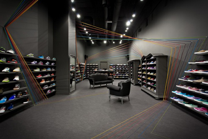 Run-Colors-Sneaker-Store-1-640x431.jpg
