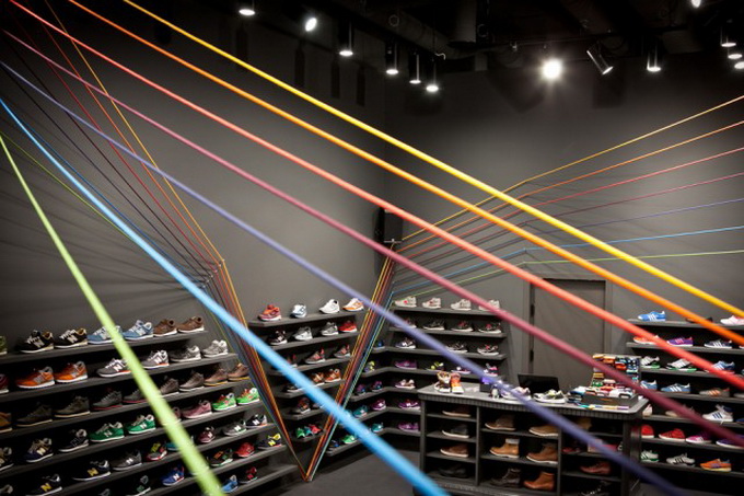 Run-Colors-Sneaker-Store-1-640x432.jpg
