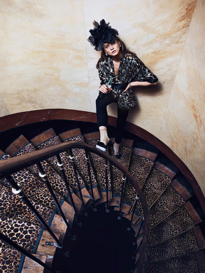 Anna-Selezneva-Vogue-Paris-Lachlan-Bailey-09.jpg