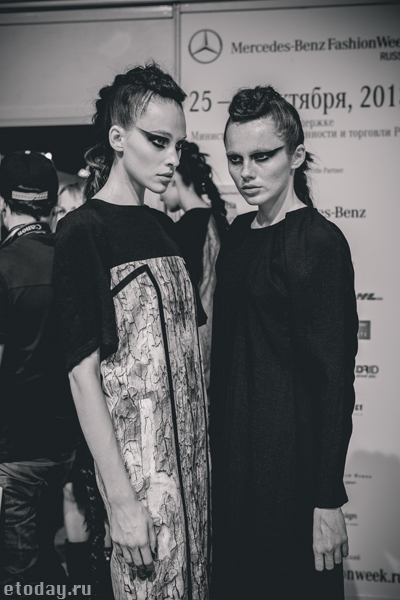 etoday-MBFW ss14-backstage-35.jpg