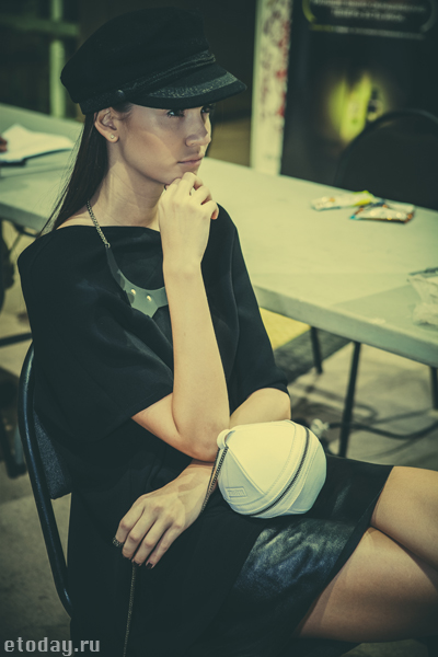 etoday-MBFW ss14-backstage-8.jpg