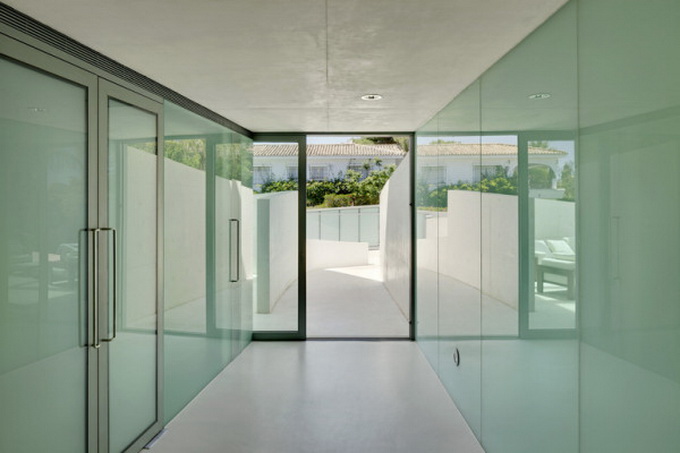 Jellyfish-House_Weil-Arets-Architects_01-600x405.jpg