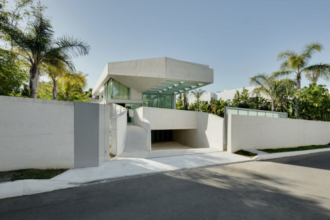 Jellyfish-House_Weil-Arets-Architects_01-600x410.jpg