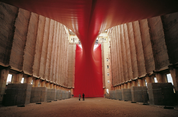 AnishKapoor17.jpg