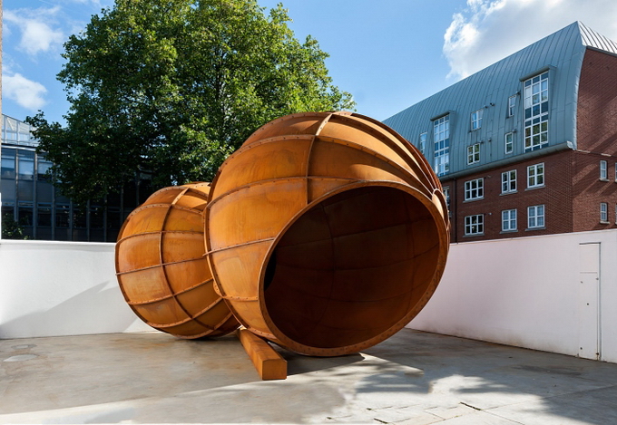 AnishKapoor41.jpg