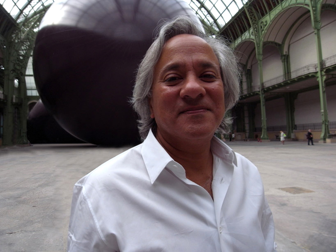 AnishKapoor64.jpg