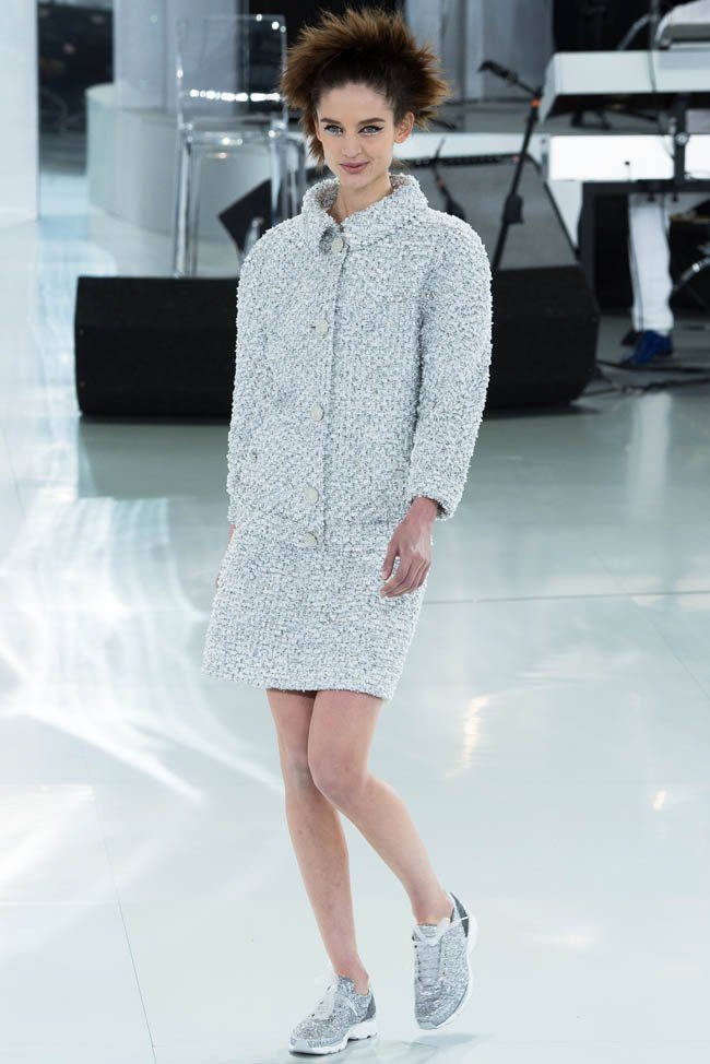 chanel-haute-couture-spring-2014-show12.jpg