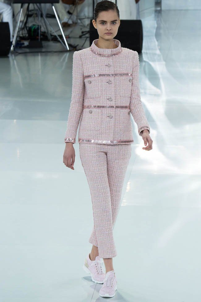 chanel-haute-couture-spring-2014-show27.jpg
