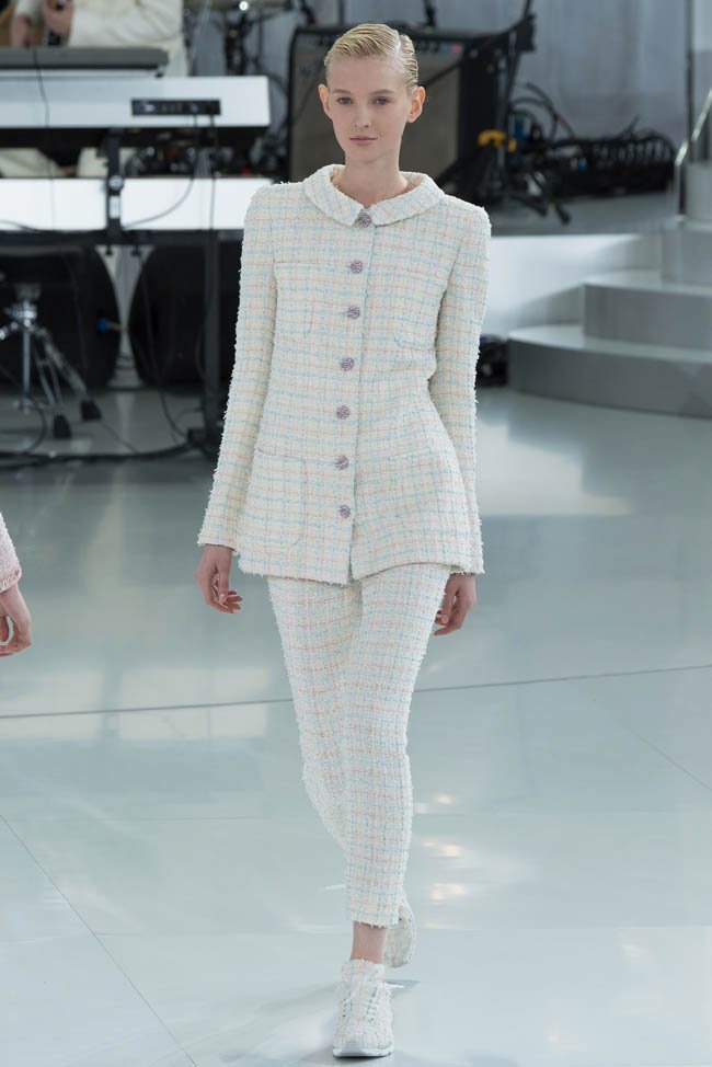 chanel-haute-couture-spring-2014-show28.jpg