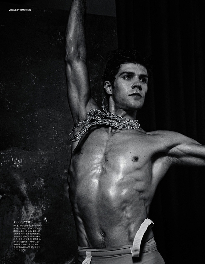 Roberto-Bolle-Giampaolo-Sgura-Vogue-Japan-03.jpg