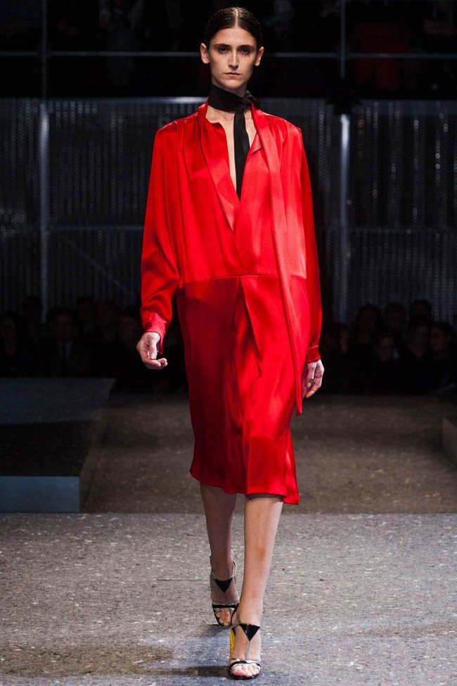prada-fall-winter-2014-show12.jpg