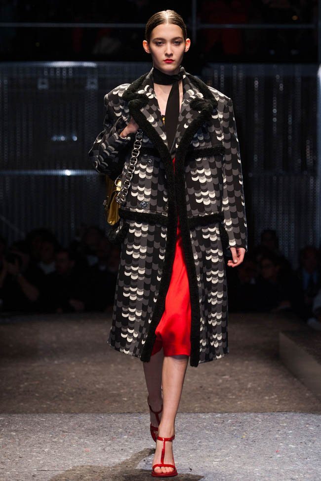 prada-fall-winter-2014-show18.jpg