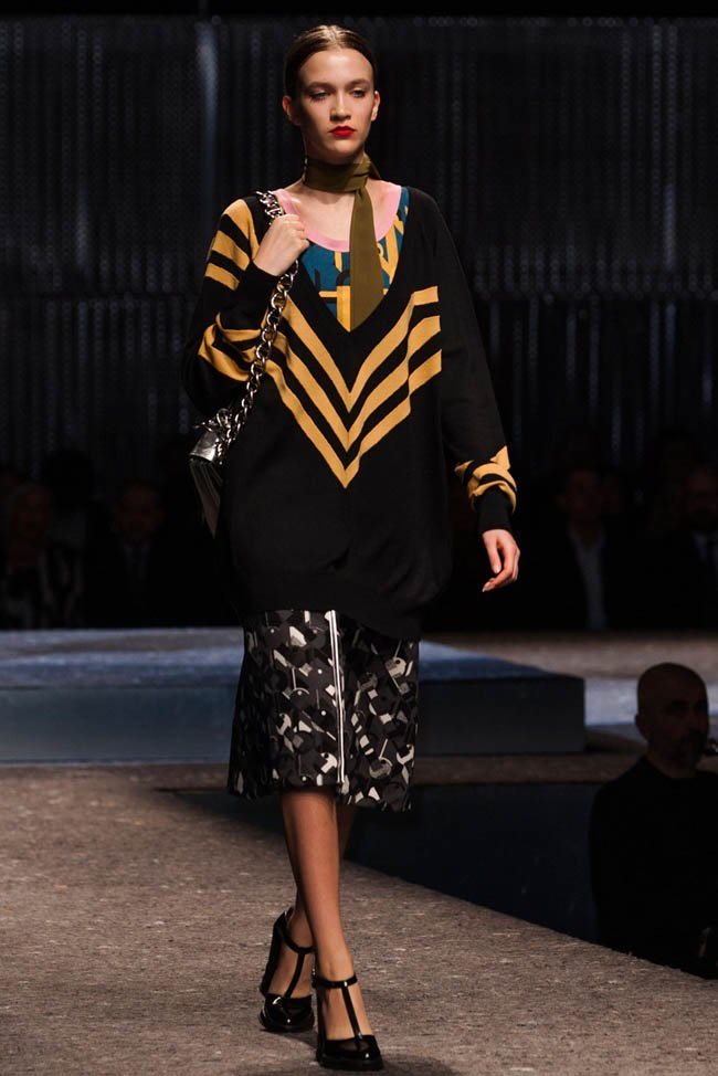 prada-fall-winter-2014-show25.jpg