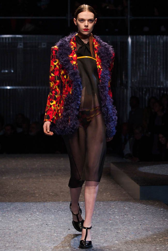 prada-fall-winter-2014-show26.jpg