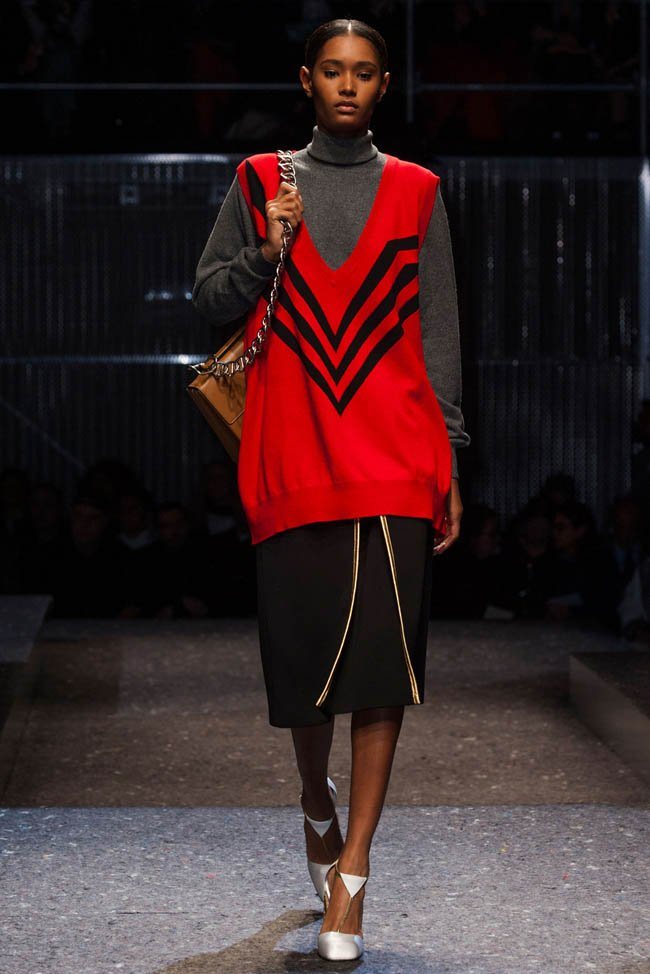 prada-fall-winter-2014-show34.jpg