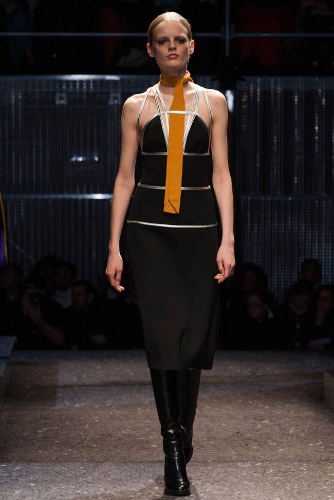prada-fall-winter-2014-show37.jpg