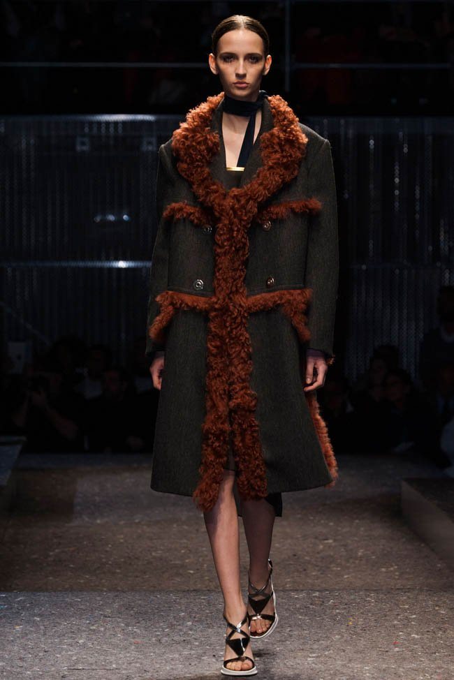 prada-fall-winter-2014-show8.jpg